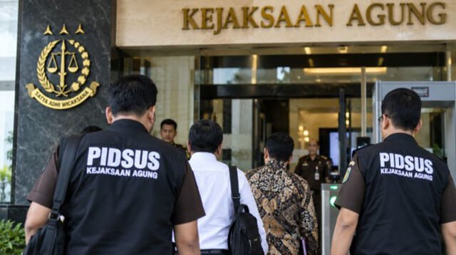 JAM PIDSUS Periksa Dua Saksi dalam Penyidikan Dugaan Korupsi Tata Kelola Pertambangan PT PMM