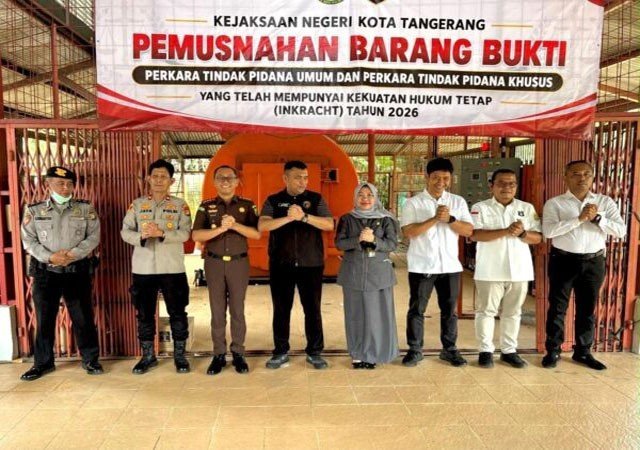 Kejari Kota Tangerang Musnahkan Barang Bukti 210 Perkara, Sabu dan Ganja Capai 126,5 Kilogram Kejari Kota Tangerang Musnahkan Barang Bukti 210 Perkara, Sabu dan Ganja Capai 126,5 Kilogram