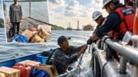 Evakuasi Warga di Perairan PHM Berlangsung Cepat, Tim Security Offshore Selamatkan Korban di Kutai Lama