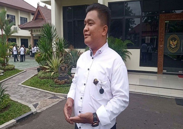 Sidang Praperadilan di PN Depok Diskors Dua Jam, Kuasa Hukum Pemohon Soroti Prosedur Penetapan Tersangka Sidang Praperadilan di PN Depok Diskors Dua Jam, Kuasa Hukum Pemohon Soroti Prosedur Penetapan Tersangka