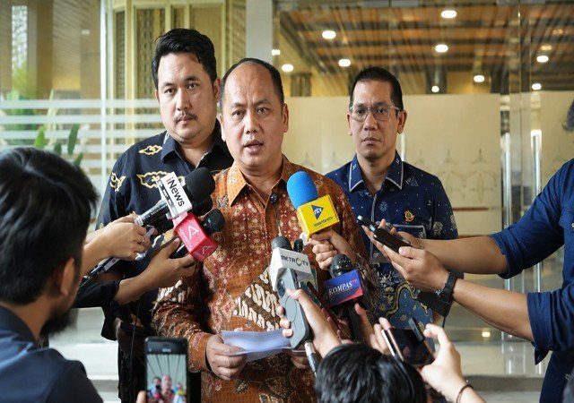 Pengadaan Motor Listrik BGN untuk Program MBG, Kejagung Tetapkan Lima Tersangka Korupsi Pengadaan Motor Listrik BGN untuk Program MBG, Kejagung Tetapkan Lima Tersangka Korupsi