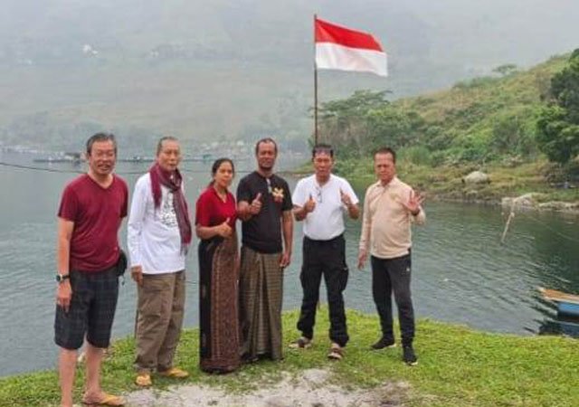 Perjalanan Spiritual di Samosir, Empat Wartawan Jakarta Mendalami Makna Kebenaran dan Ketulusan